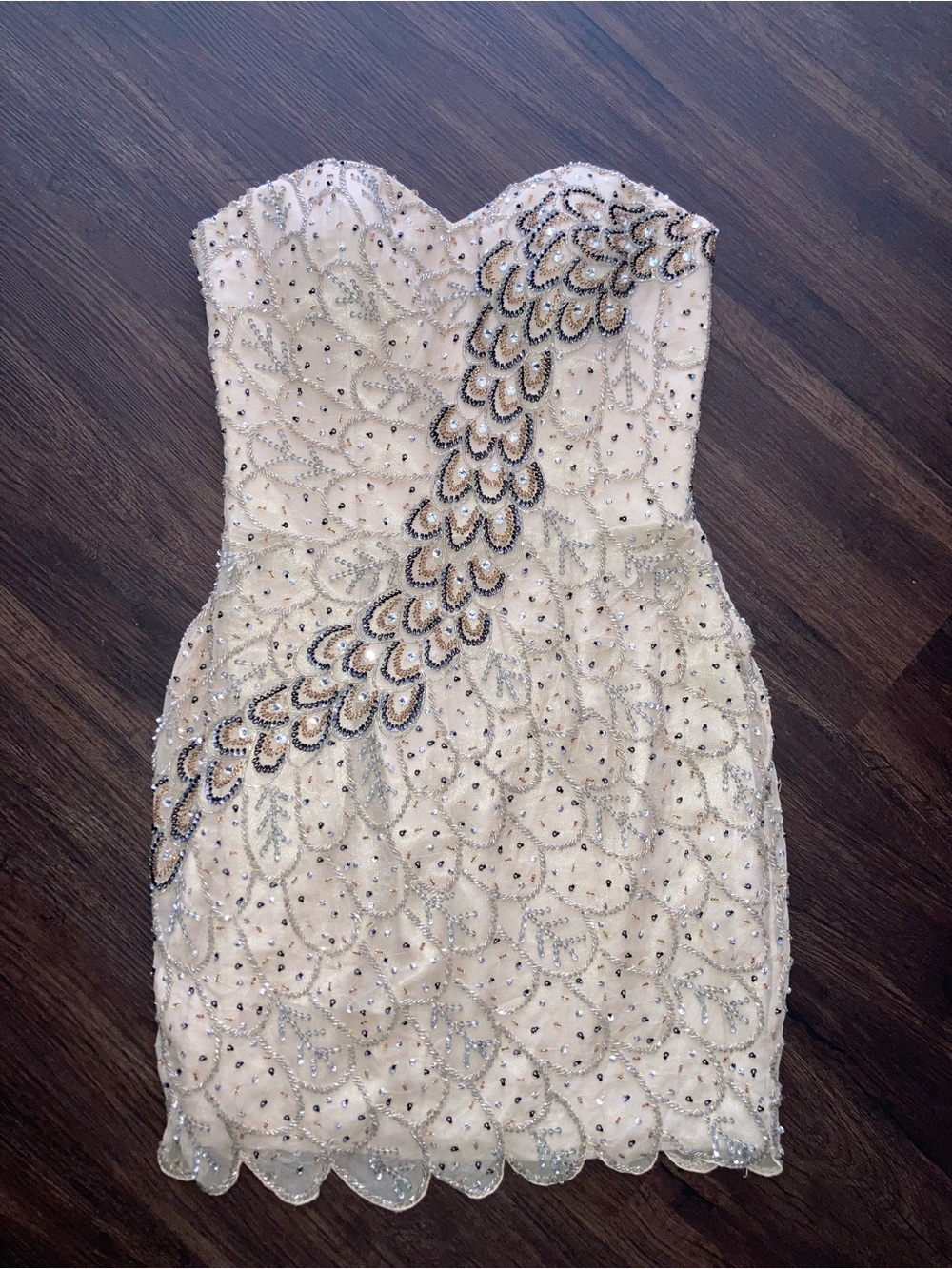 Scala women’s Ivory beige Beaded Cocktail Dress size 2